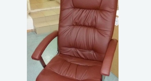 Обтяжка офисного кресла. Туринск