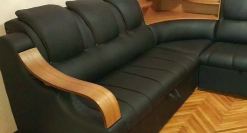 Перетяжка кожаного дивана. Туринск